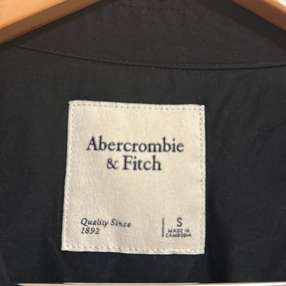 Abercrombie Button Up Shirt Black (Small) - Picture 3 of 3